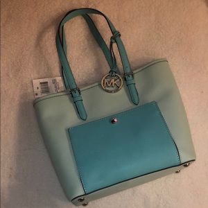 NWT Michael Kors Leather Snap Pocket Tote